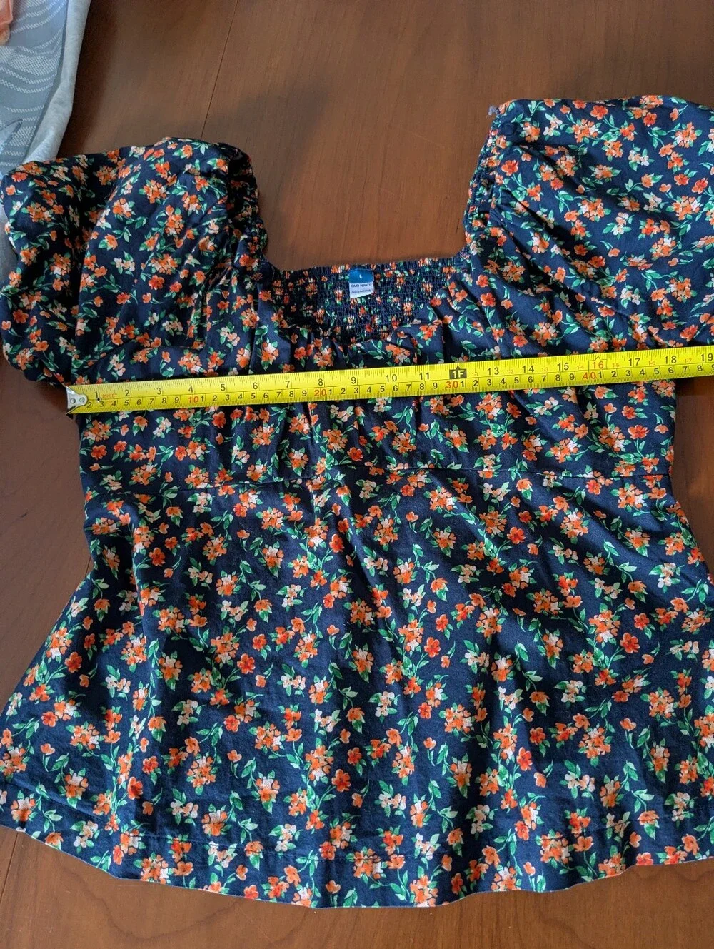 Old Navy Floral Waist-Defined V-Neck Top